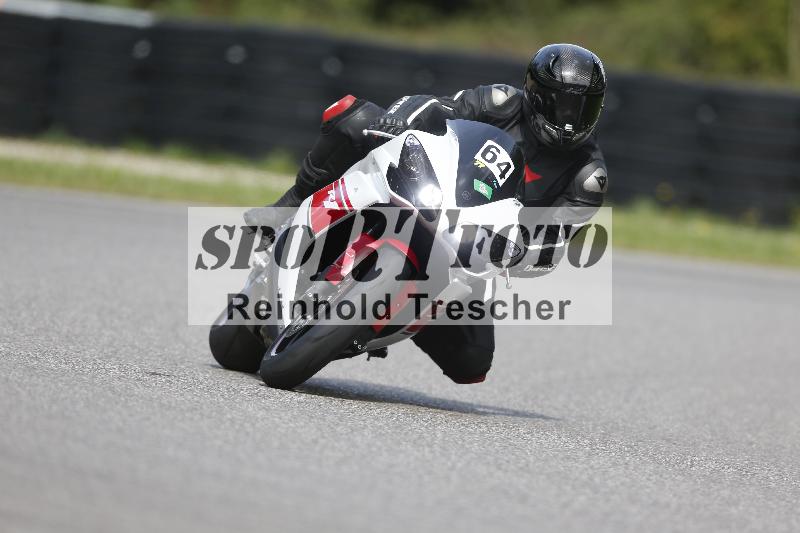 /53 16.09.2025 Track Day Domi Aegerter ADR/Gruppe gruen/64